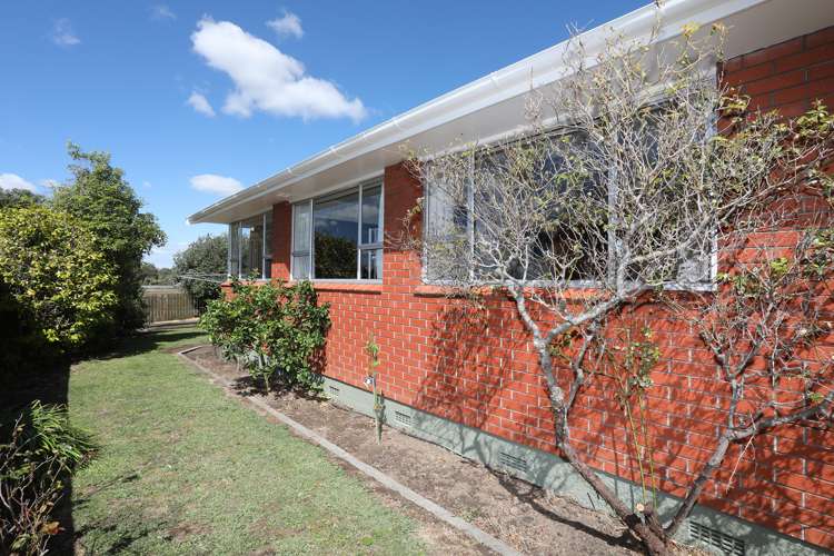 15 Fergusson Street Marton_21