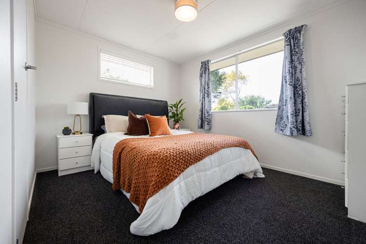 46 Elmwood Crescent Pukete_13