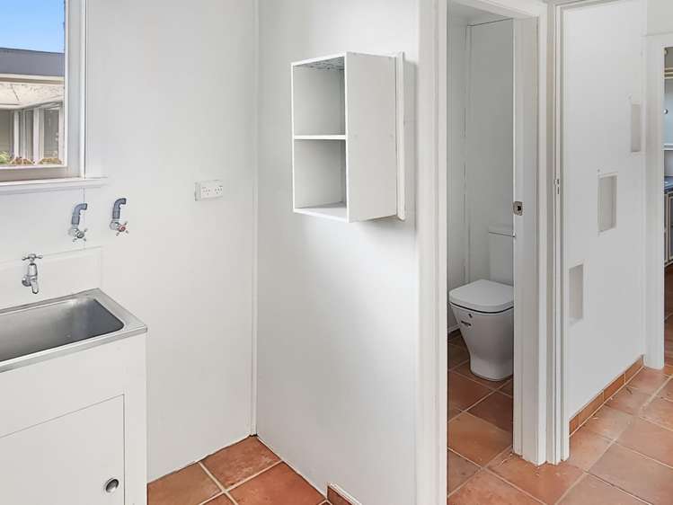 35 Ropata Crescent 2652_12