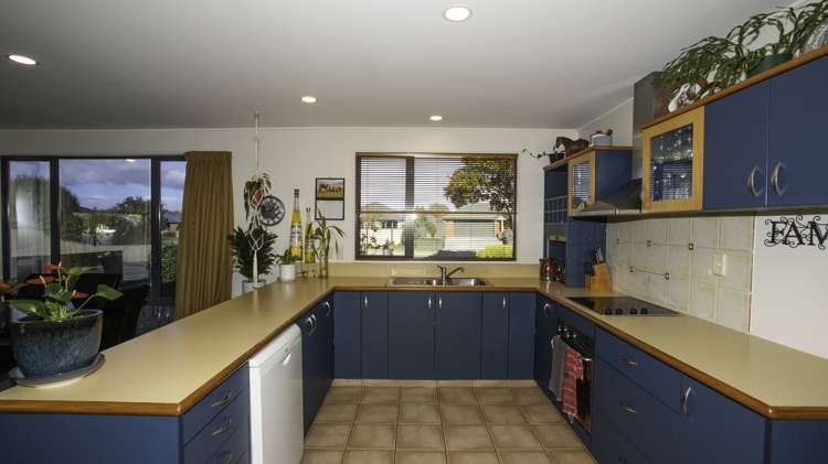 75 Pages Road Allenton_1