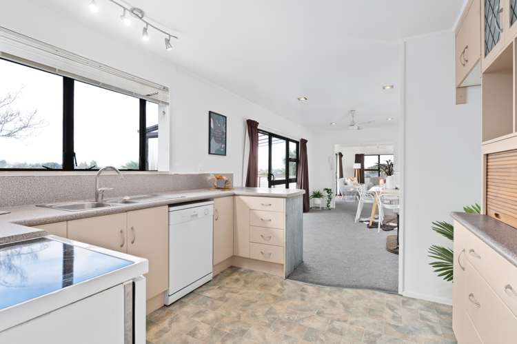 17 Houhere Place Pukete_9