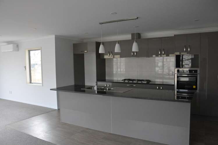 1 Totarahoe Lane Whalers Gate_4