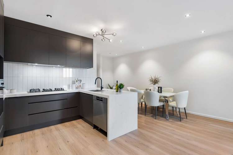 33 Karaka Village Parade Karaka_12