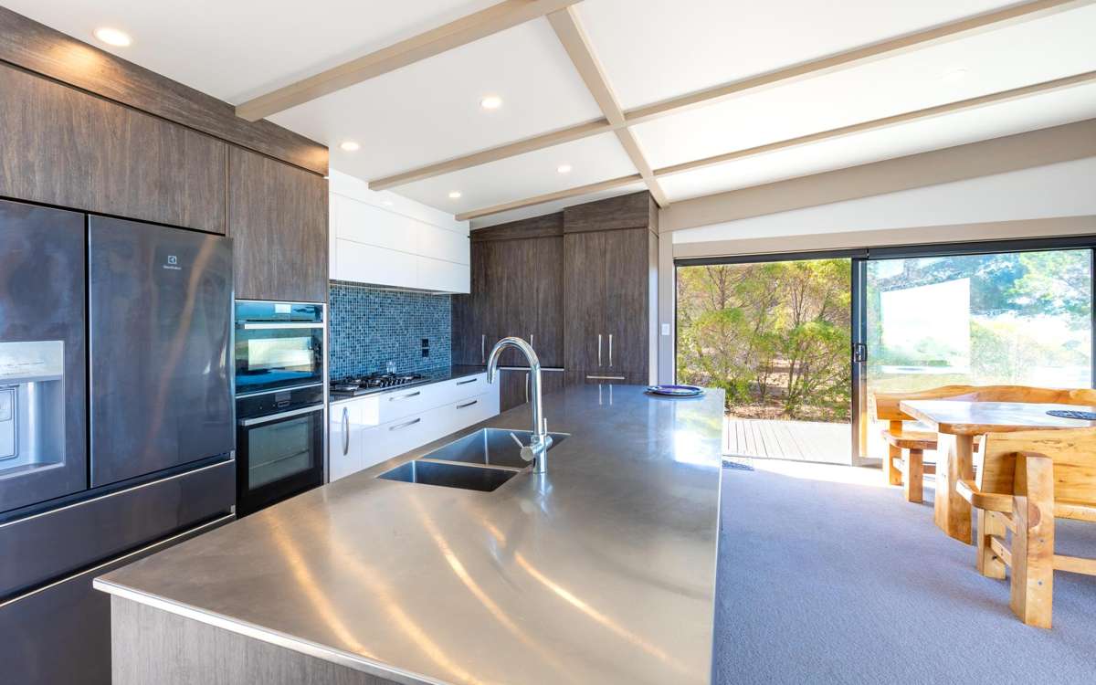 370 Cable Station Road_4