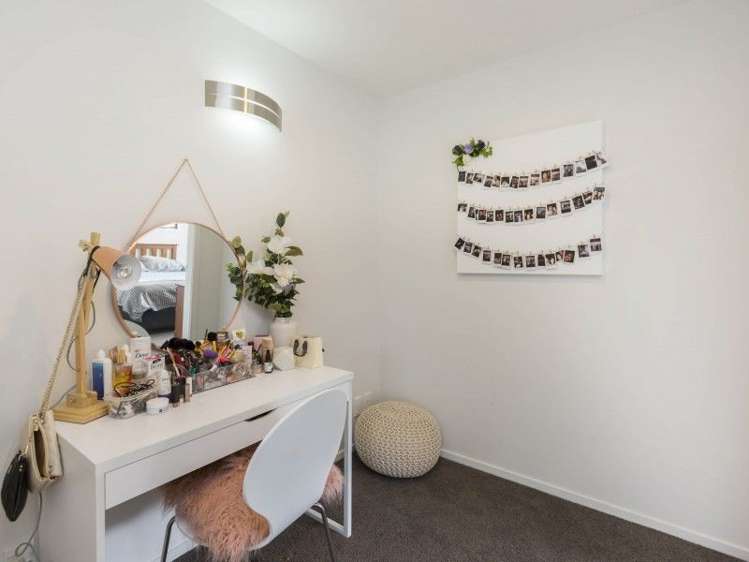 5 Cory Jane Grove Riverstone Terraces_10