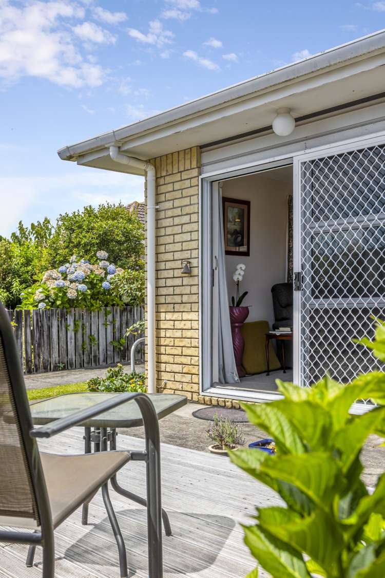 1/17 Walsh Road Westown_17