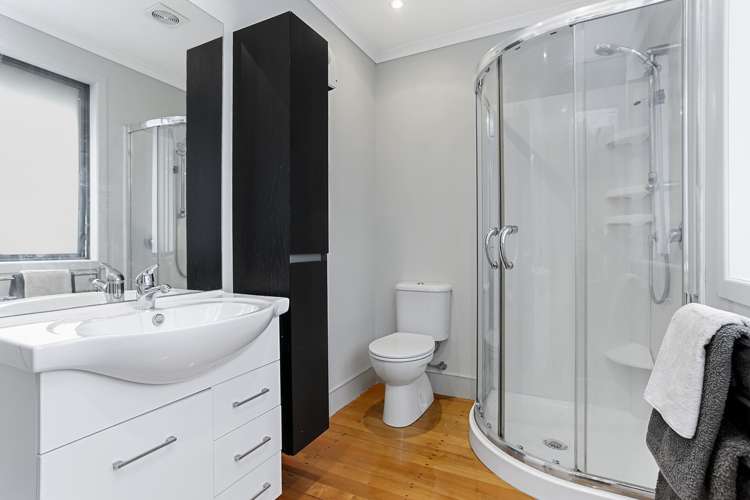 6 Ward Crescent Te Atatu Peninsula_13