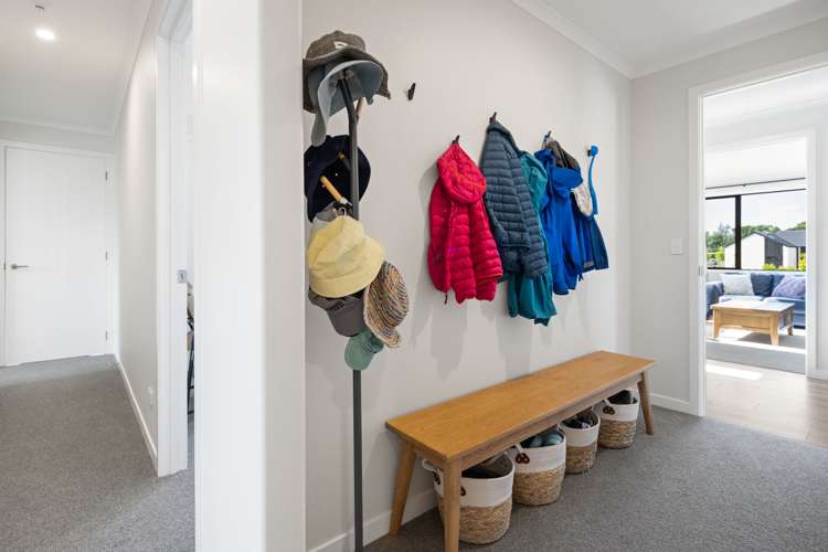 39 Sunline Drive Leamington_14