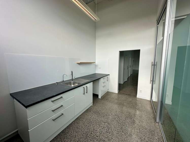 399 New North Road Kingsland_5
