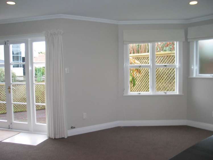 6 Mount Saint John Avenue Epsom_2