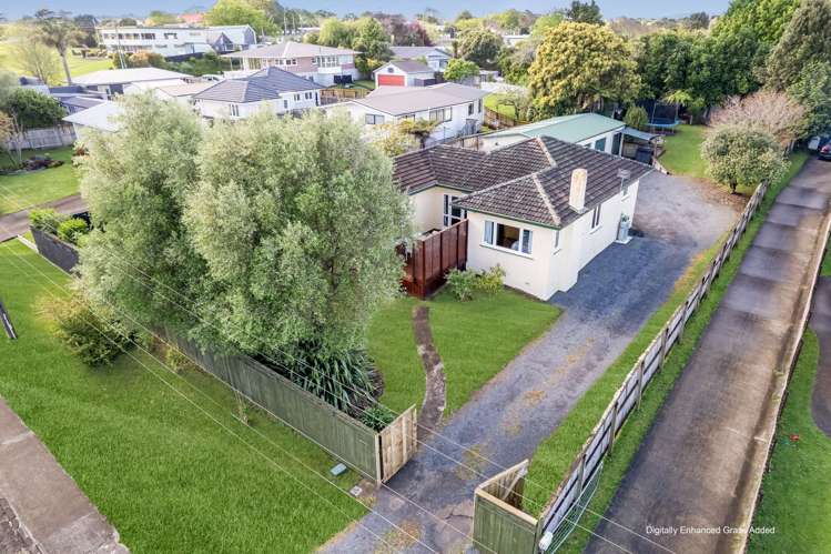 17 Howden Street Waiuku_14