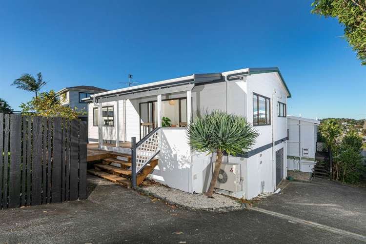 1/130 Golf Road Titirangi_25