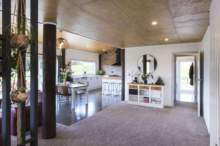 34 Highland View Drive Tokomaru_21