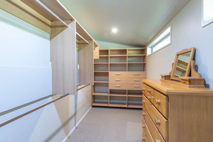 1 Emerald Lane Cashmere_10