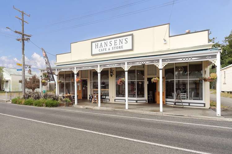 2900 Kimbolton Road Kimbolton_1