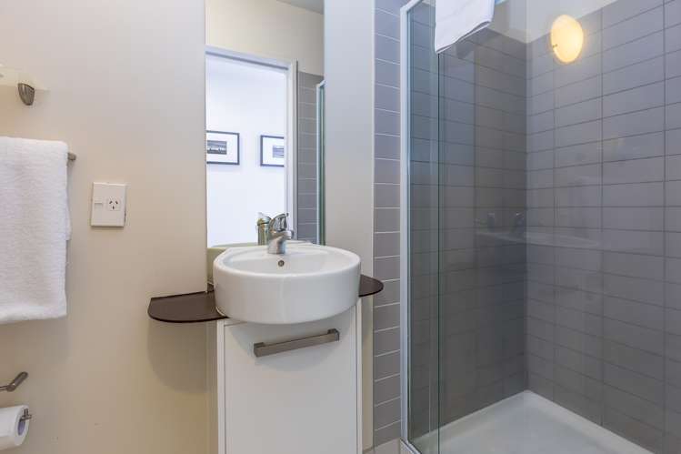 1417/10 Waterloo Quadrant Auckland Central_12