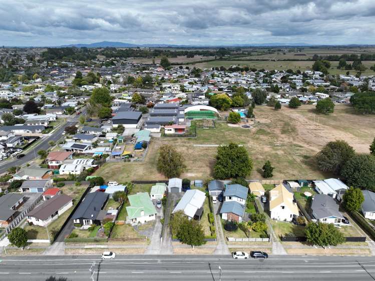 93 Collins Road Melville_24