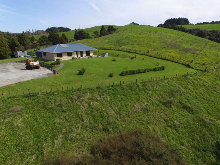 28 Komokoriki Hill Road Makarau_16