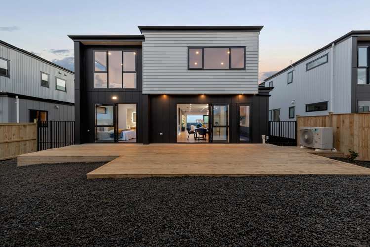 10 Mill Hill Close Flat Bush_45