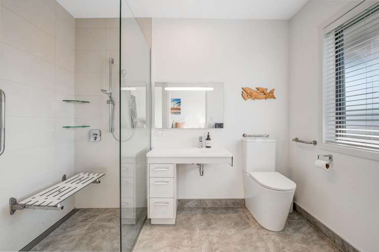7 Raabia Close Parakai_18