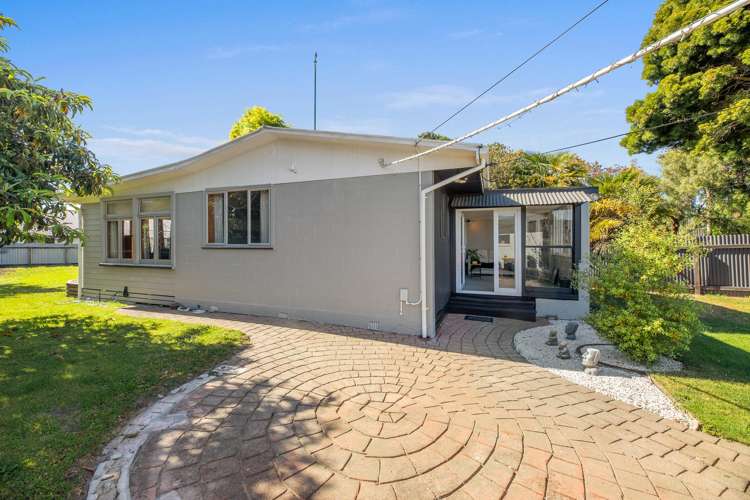 7 Burden Street Redwoodtown_13