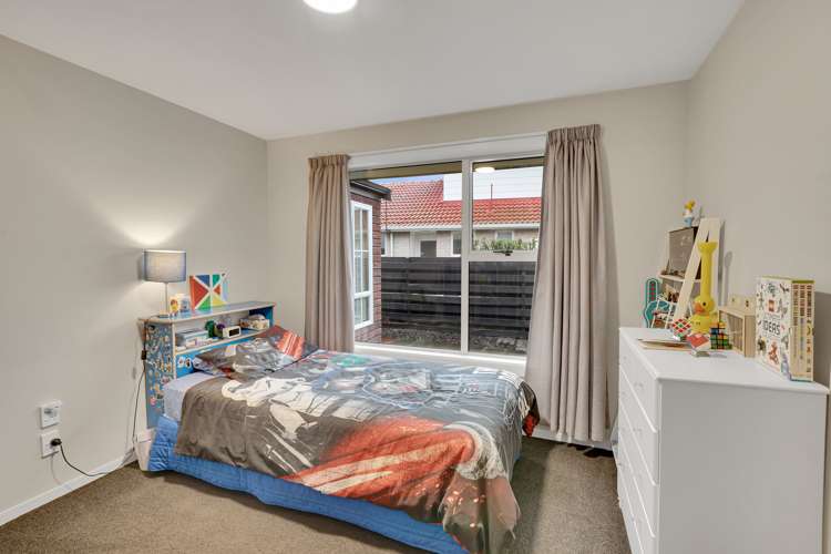 65 Oakley Crescent Hornby_9