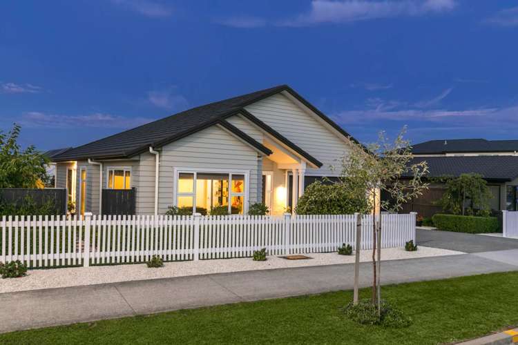 64 Colonial Drive Silverdale_38