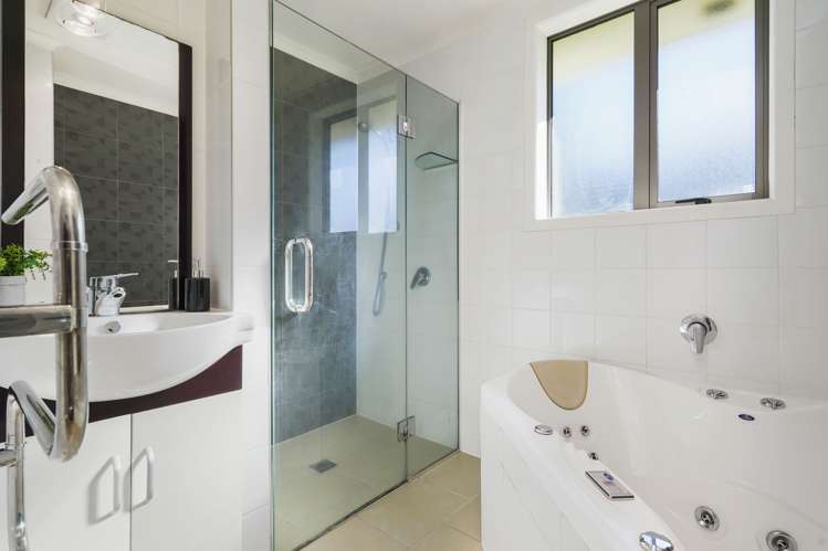 52 Exeter Street Glenview_17