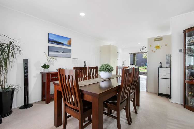 6 Marbella Drive Massey_6