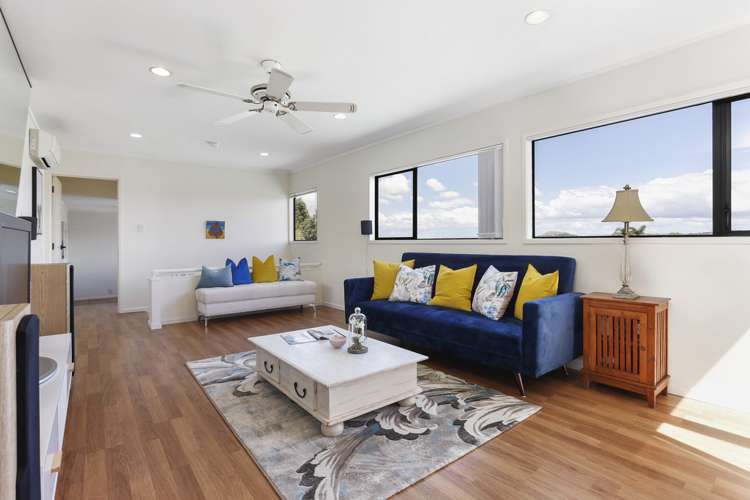 84 Hattaway Avenue Bucklands Beach_12