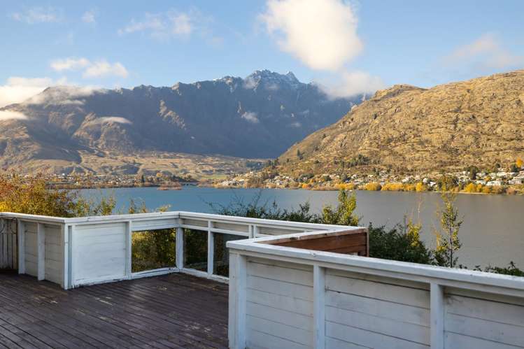 36 Perkins Road Queenstown Hill_26
