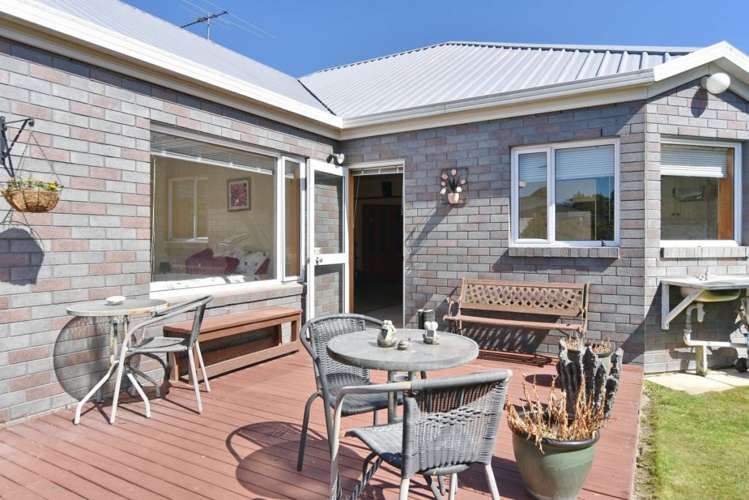 30 Farnswood Place Redwood_18