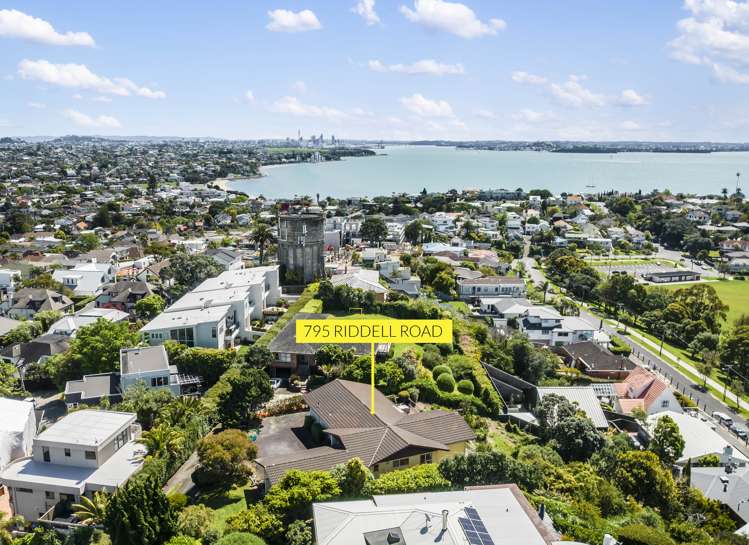 795 Riddell Road Saint Heliers_17