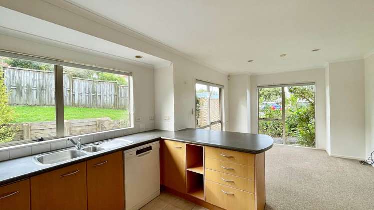 8 Devana Court Torbay_3