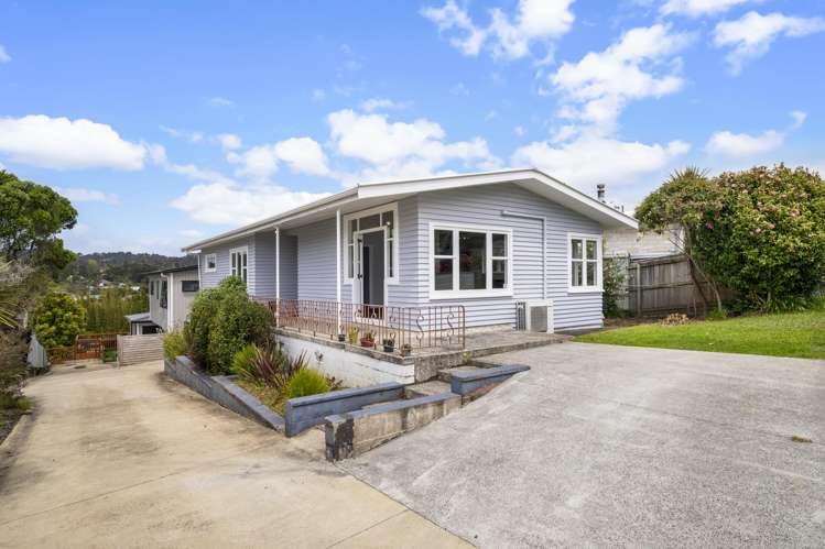 8 Nandana Drive Glen Eden_16