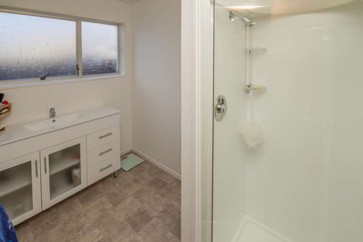 2/82 Brynley Street Hornby_13