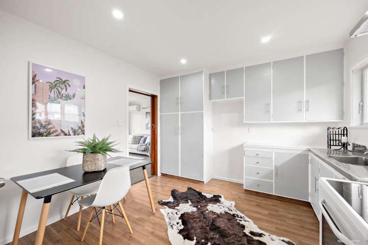 2/129 Wallace Road Papatoetoe_10