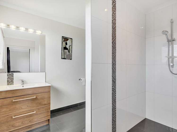 92 Hoko Road Okere Falls_25