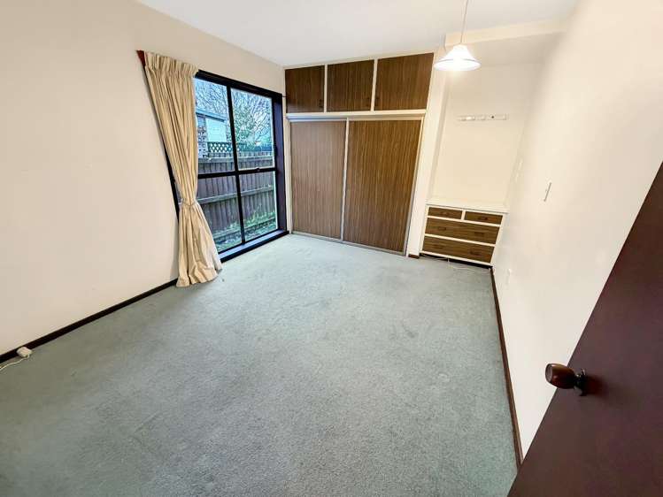 34A Woodham Drive 1383_5