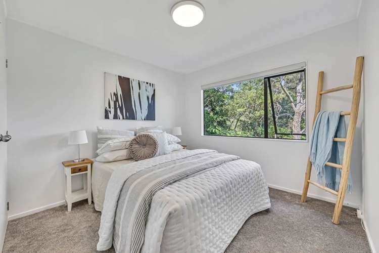 2/8a Verbena Road Birkdale_12