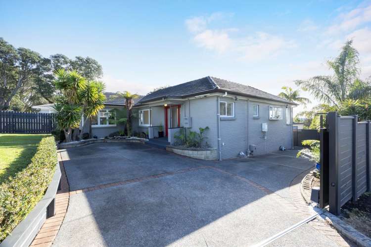 161 Golf Road Titirangi_19