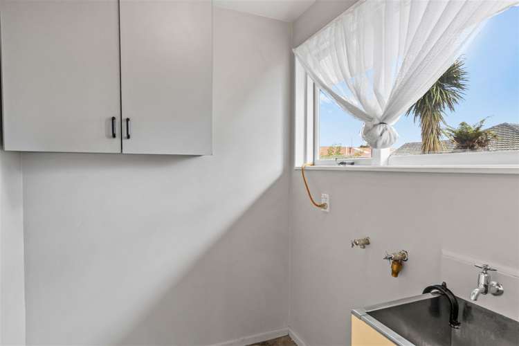 4 Davidson Crescent Hornby_9