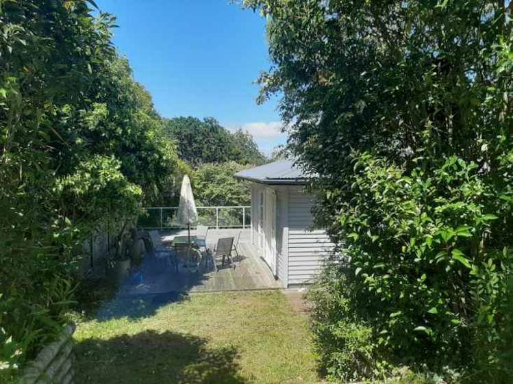 51 South Lynn Road Titirangi_13