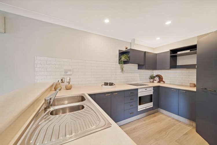 14a Larch Place Casebrook_13