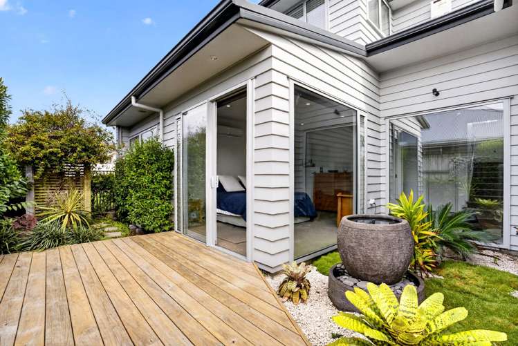 6 Giarni Place Karaka_31