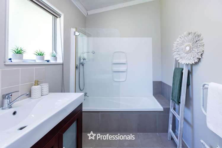 23 Hartford Crescent Totara Park_9