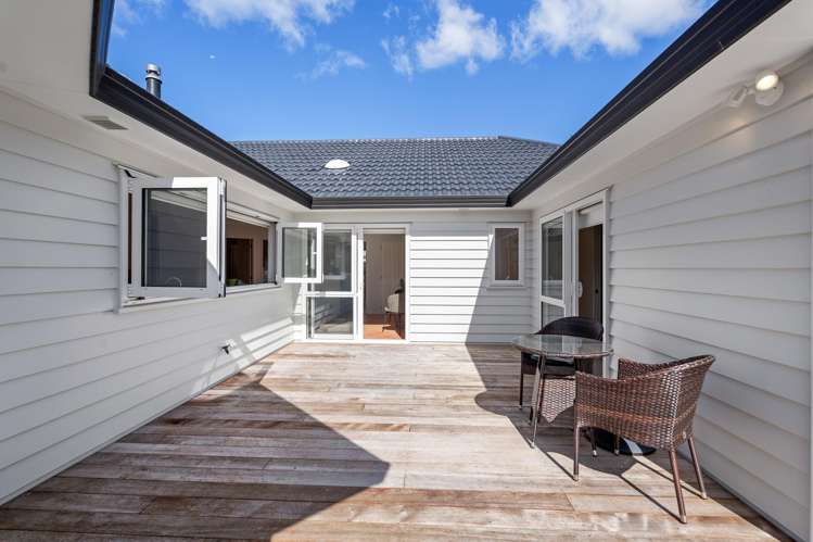 16 Waru Nui Court Orewa_11