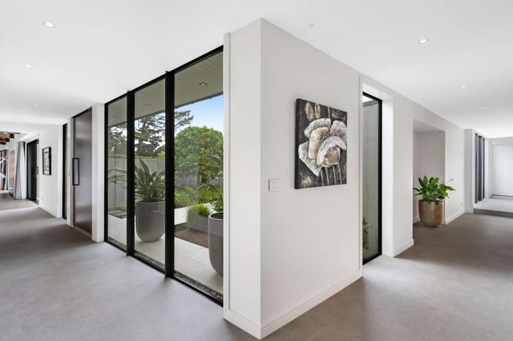 67 Riordan Lane Whitford_19