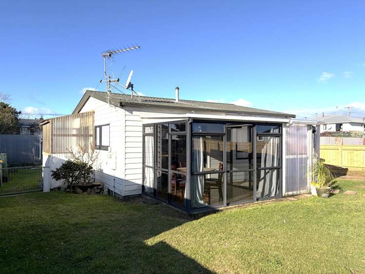 78 Strange Street Waitara_0