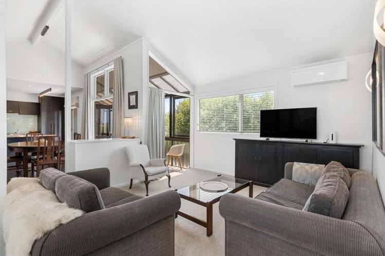 2/38 Challenger Street St Heliers_7